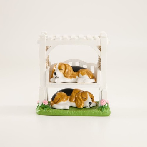 Sleeping beagle dogs - sleeping,