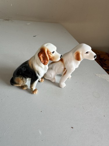 Vintage two beagle - vintage, hounds
