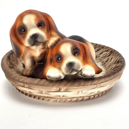 Vintage beagles basket - vintage,